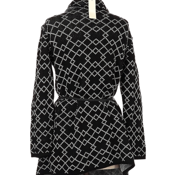 NEW WITH TAGS!! ANA COUTURE CARDIGAN 100% ACRYLIC long sleeve black Size L. - Picture 2 of 8